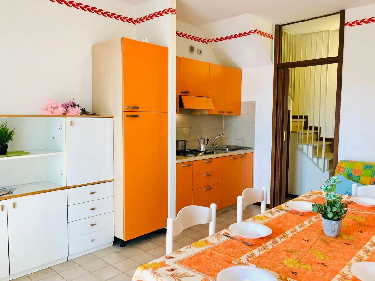 Residence Cinzia Pool Bibione Exterior photo